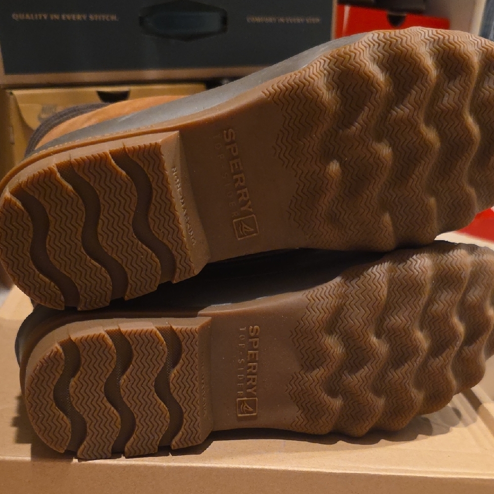 Men's Sperry Duck Boots - Picture 4 of 6